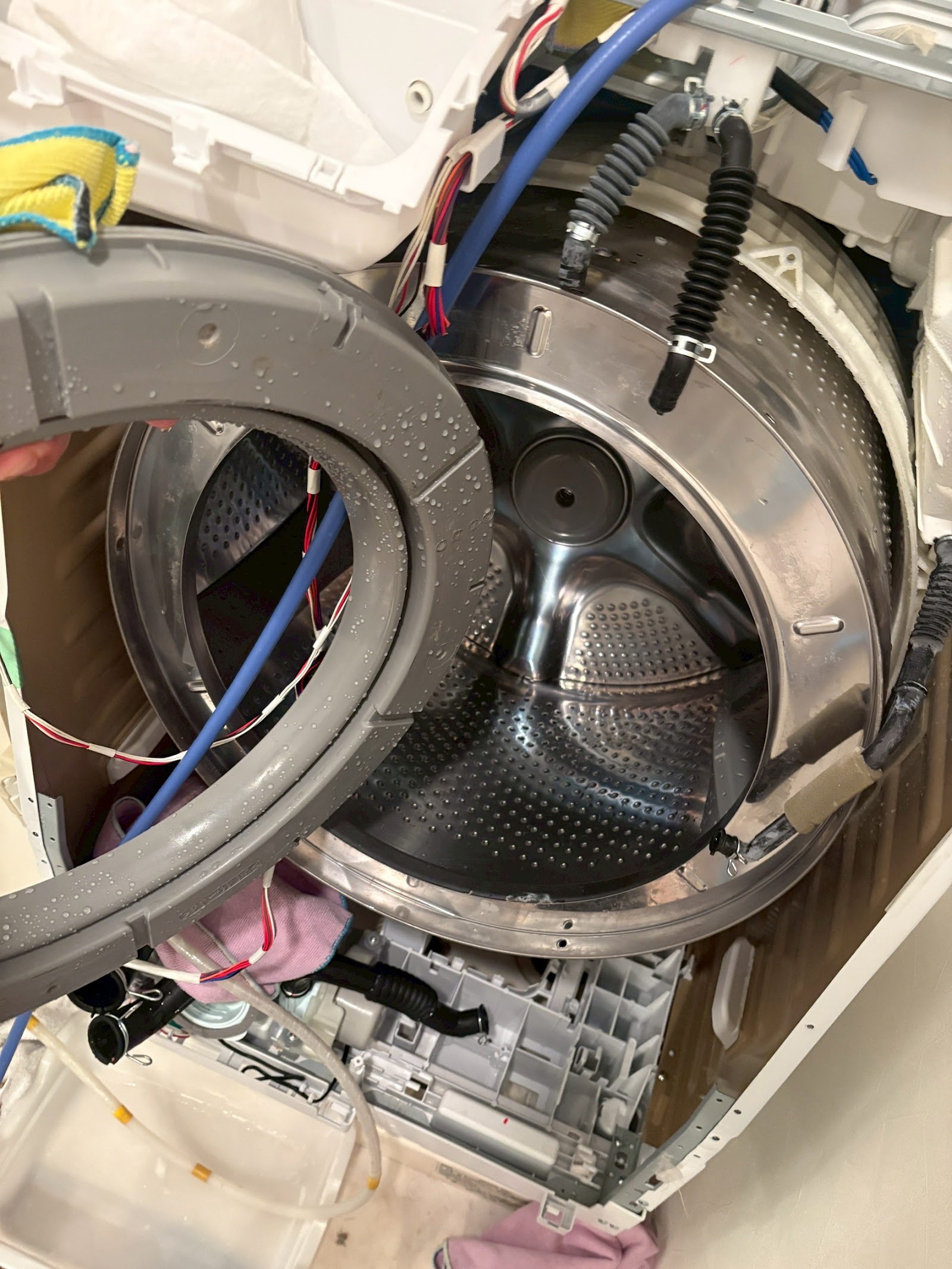 作業後:きれいになった洗濯機内部